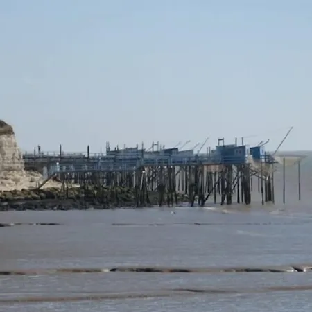 Domaine De L'estuaire 3* Saint-Thomas-de-Cônac